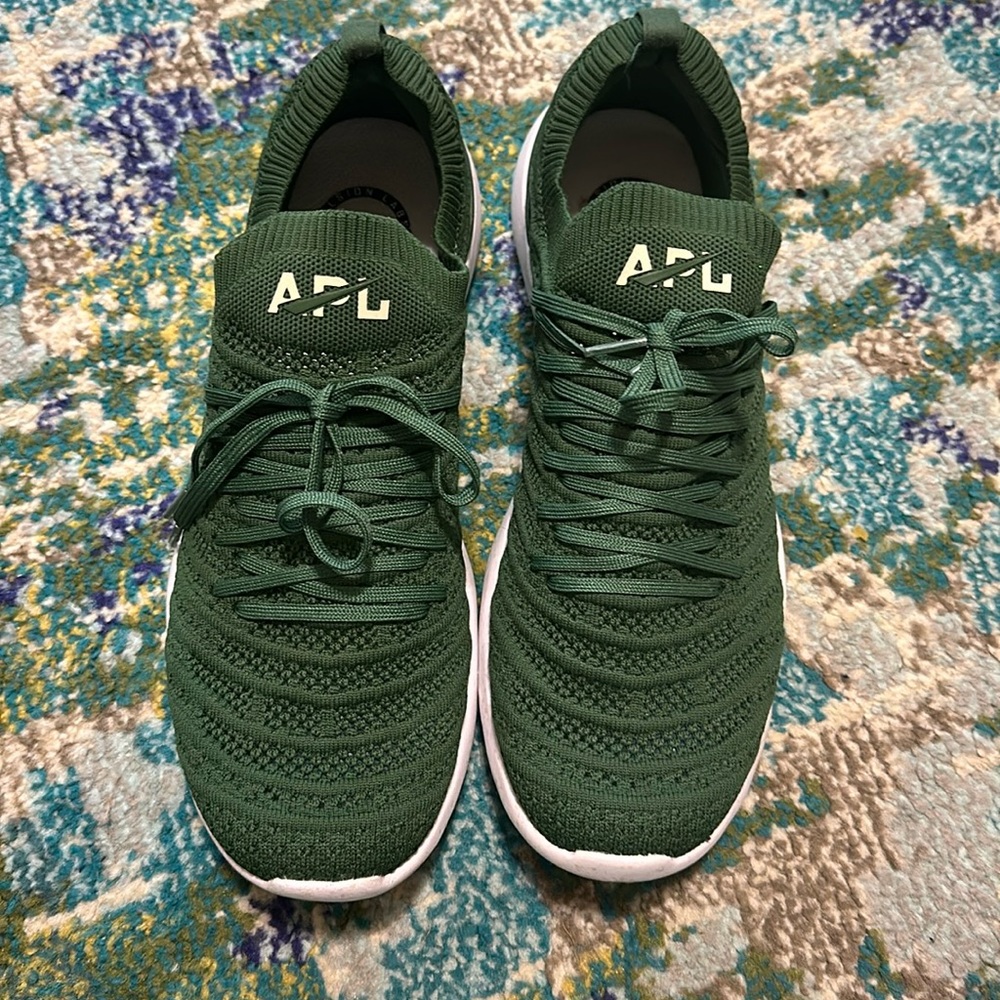 APL Techloom Wave sneakers! Worn only once!